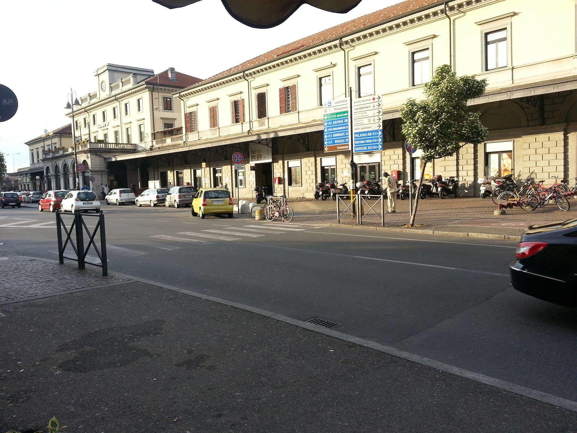 Hotel Stazione Novara Zewnętrze zdjęcie