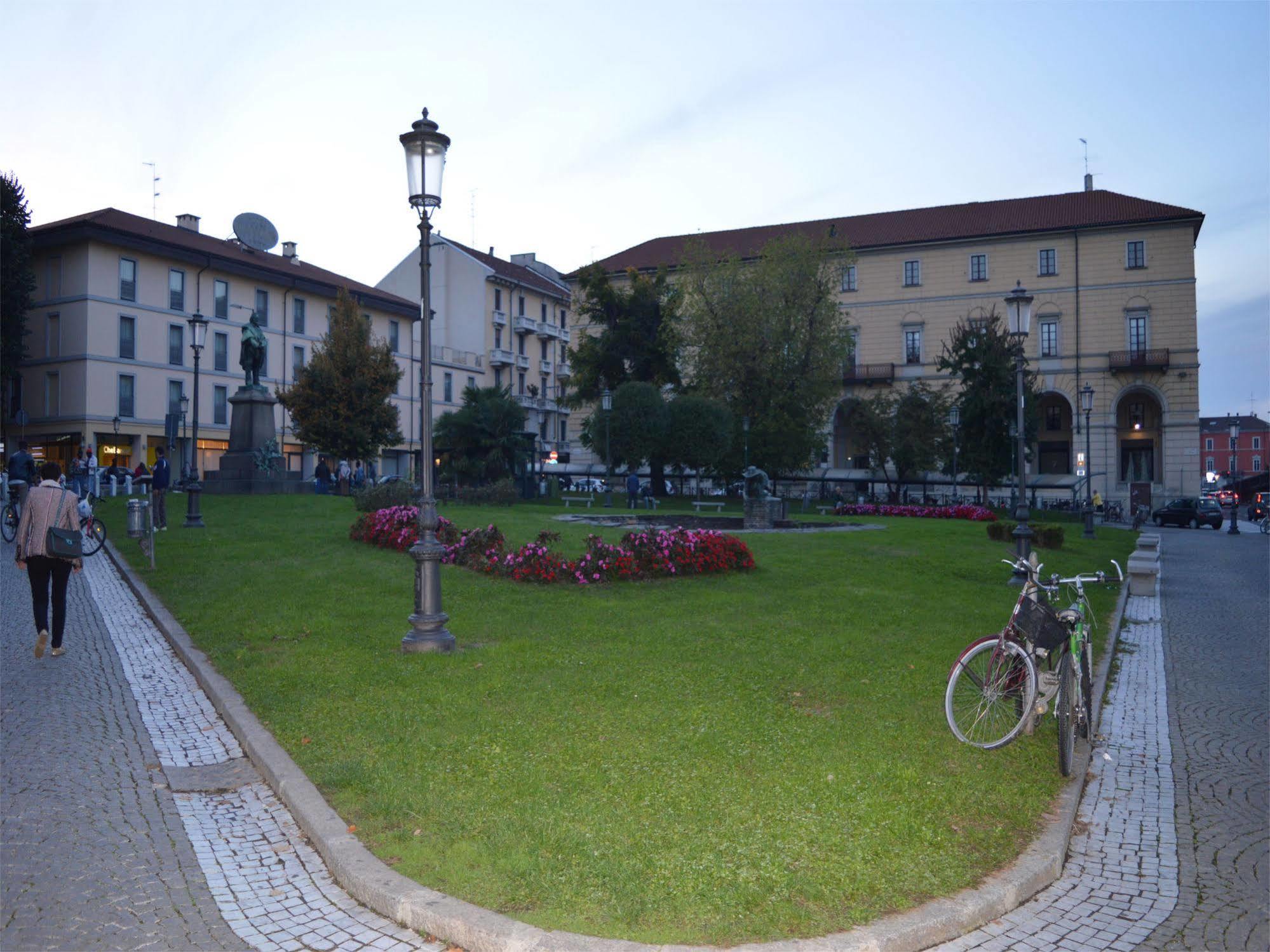Hotel Stazione Novara Zewnętrze zdjęcie