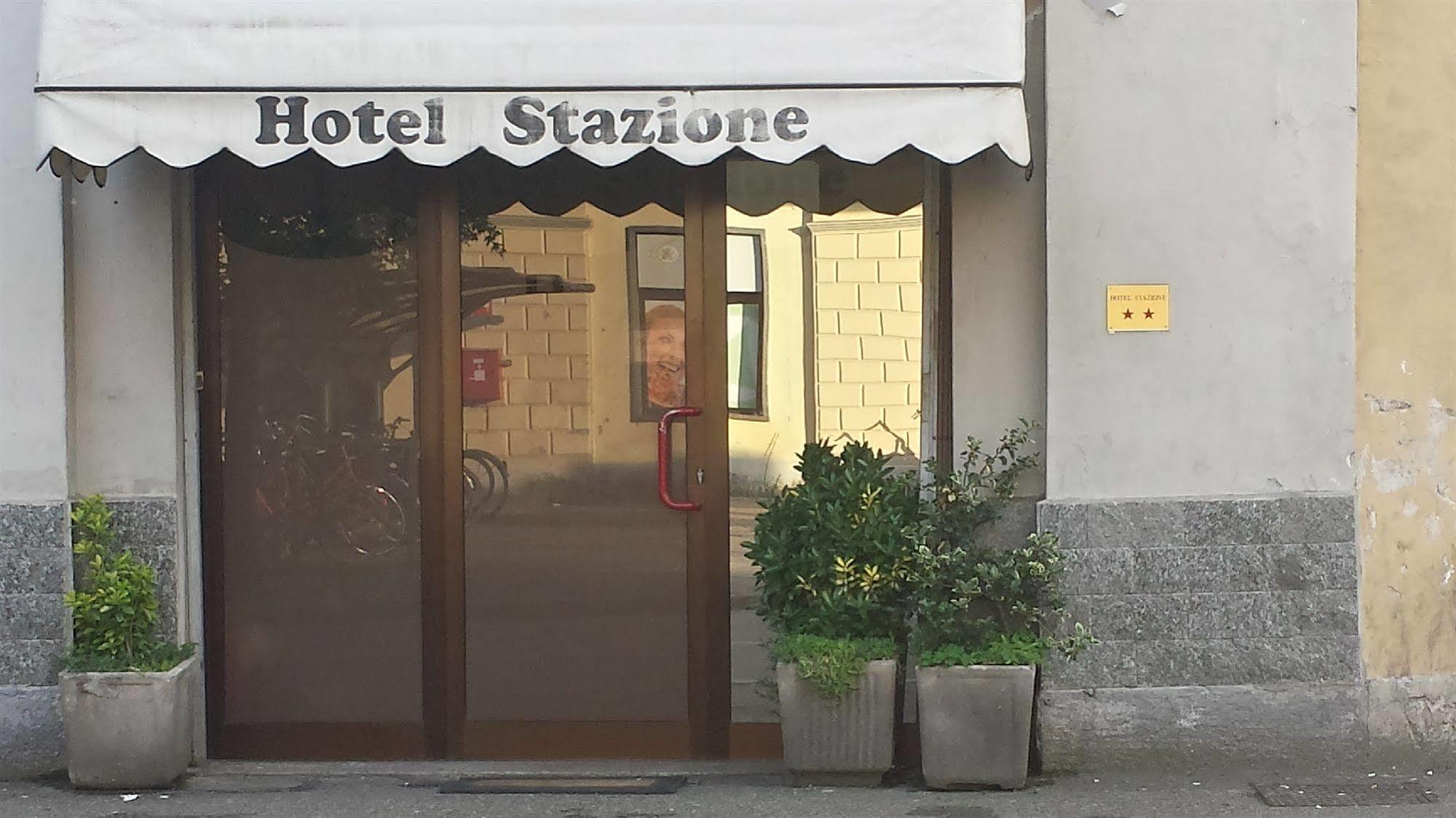 Hotel Stazione Novara Zewnętrze zdjęcie